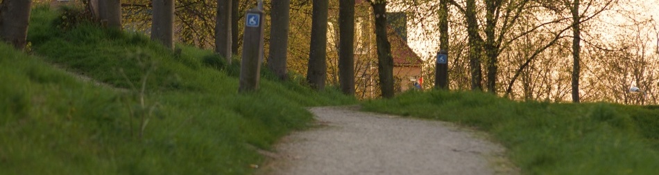 Roelstoeltoegangkelijkpad Bolwerk Hulst